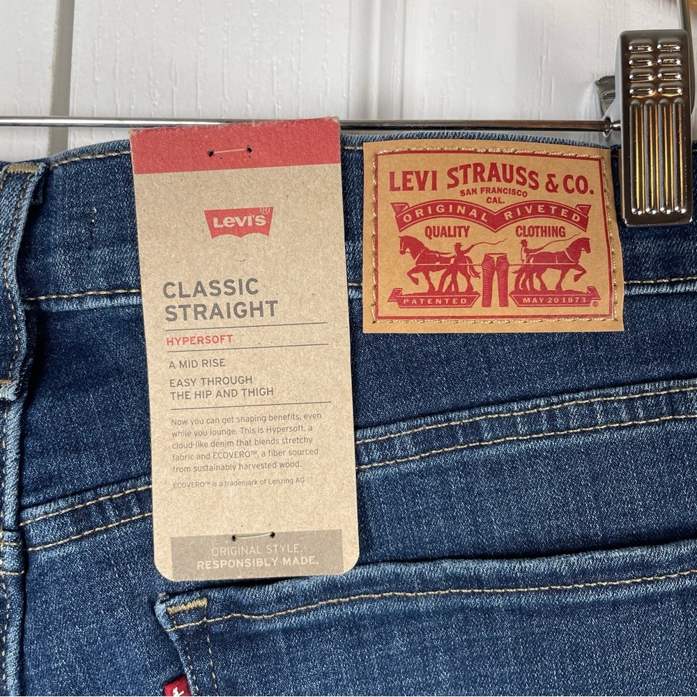 Levi's Classic Straight Jeans Women’s 10 Blue (W30 L30) Mid Rise Hypersoft Denim - Picture 6 of 14